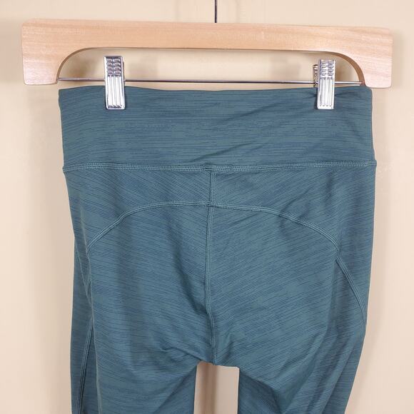Outdoor Voices Muted Green Mid-rise Cropped Leggings Women's Size S - Picture 4 of 7